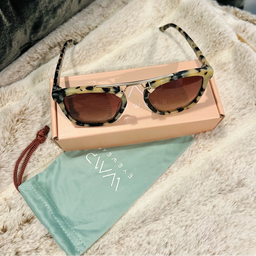 Viva Eyewear Tortoise Shell Sunglasses - Picture 3 of 7
